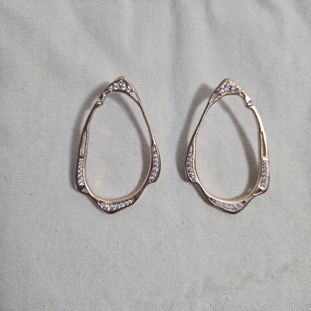 Kendra Scott Rose Gold Earrings with Crystal Details